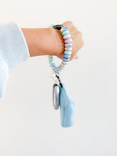 Load image into Gallery viewer, Acrylic Wristie Rings