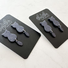 Load image into Gallery viewer, Glitter Black Cat Earrings