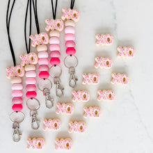 Load image into Gallery viewer, XO Cookie Lanyard
