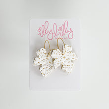 Load image into Gallery viewer, Gold Leaf Hoop Earrings