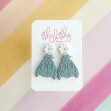 Load image into Gallery viewer, Hundred Acre Wood Earrings or Straw Charm