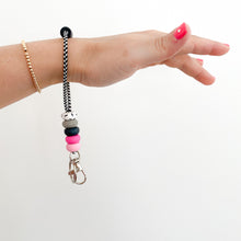 Load image into Gallery viewer, Pink Punk Lill’ Wristies