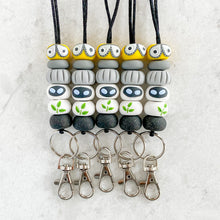 Load image into Gallery viewer, Wall-E and Eve Lanyard